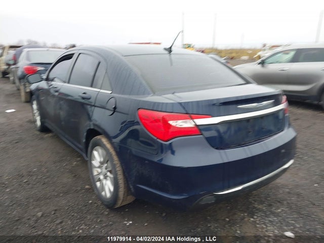 11979914 :رقم المزاد ، 1C3CCBAB4DN667800 vin ، 2013 Chrysler 200 Lx مزاد بيع