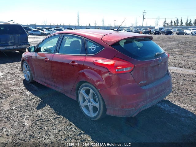 Ford FOCUS SE 2015 1FADP3K28FL265999 Image 3