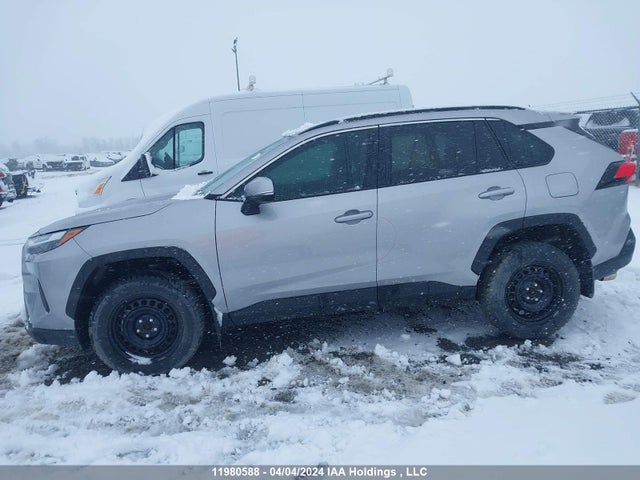 Toyota RAV4 2022 2T3R1RFV4NC276939 Image 15