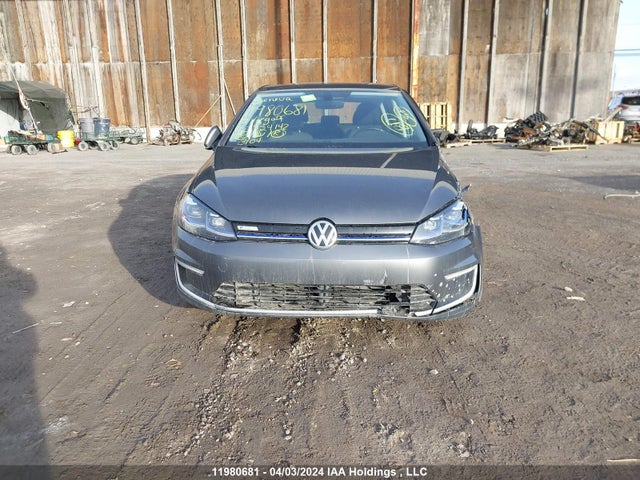 WVWPR7AU0HW954142 Volkswagen E-Golf