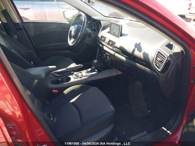 3MZBM1V74EM112049 Mazda MAZDA3