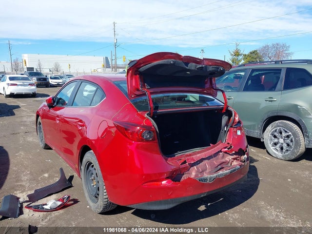 3MZBM1V74EM112049 Mazda MAZDA3