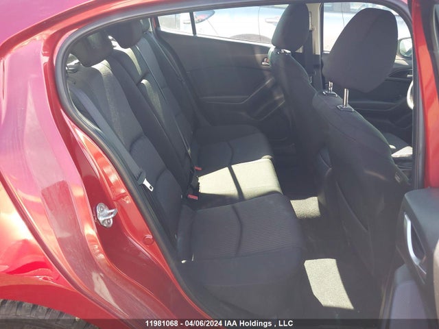 3MZBM1V74EM112049 Mazda MAZDA3