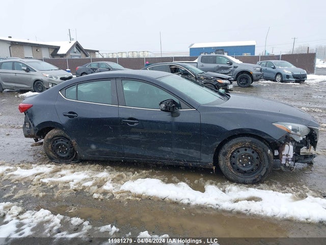 3MZBM1V77EM101384 Mazda MAZDA3