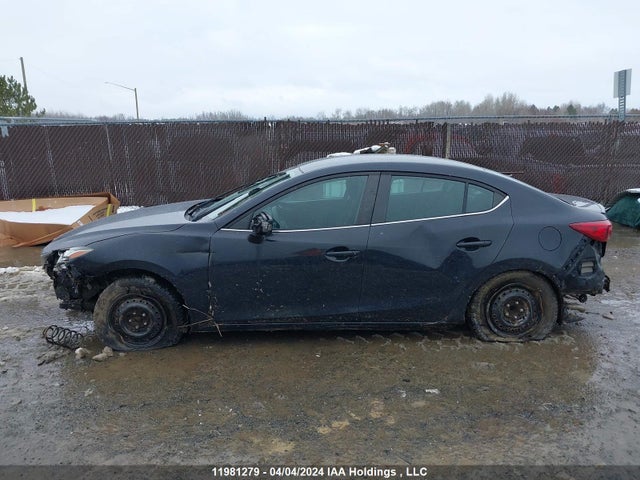 3MZBM1V77EM101384 Mazda MAZDA3