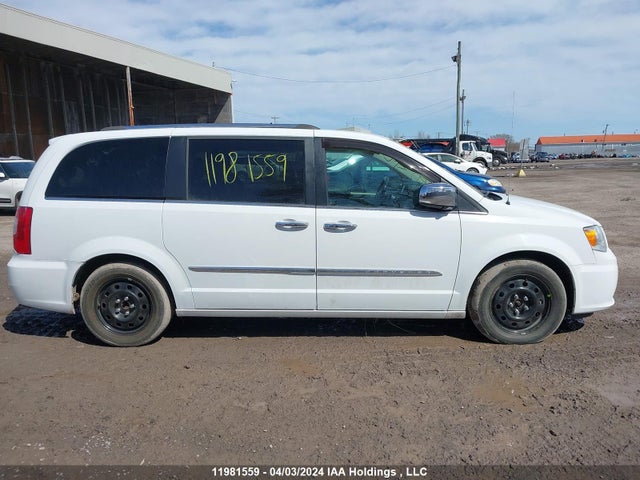 2015 CHRYSLER TOWN & COUNTRY LIMITED PLATINUM VIN: 2C4RC1GG8FR716862