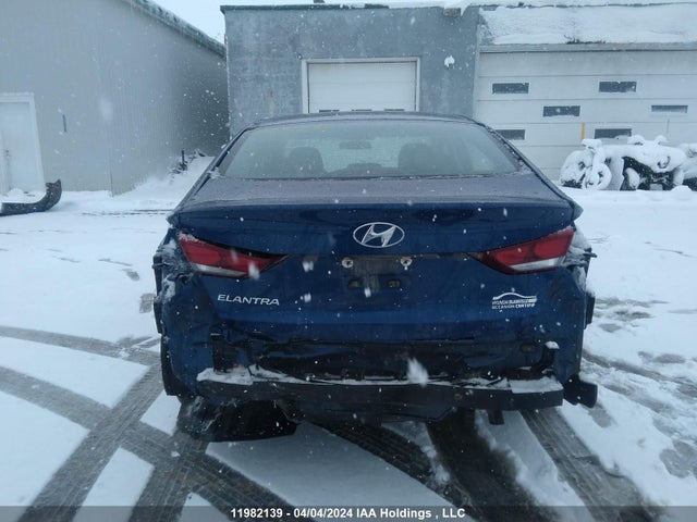 Hyundai Elantra Le 2017 5NPD74LF4HH055702 Image 17