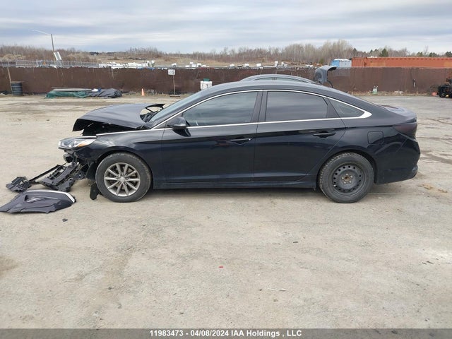 Hyundai SONATA GL 2018 5NPE24AF3JH617004 Image 15