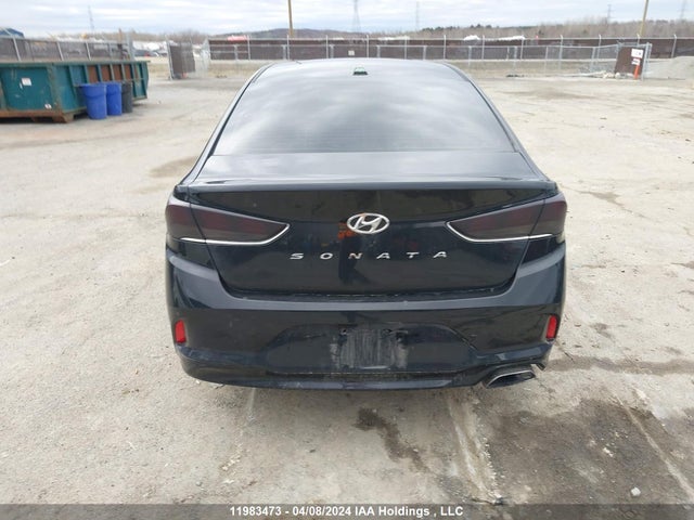 Hyundai SONATA GL 2018 5NPE24AF3JH617004 Image 17