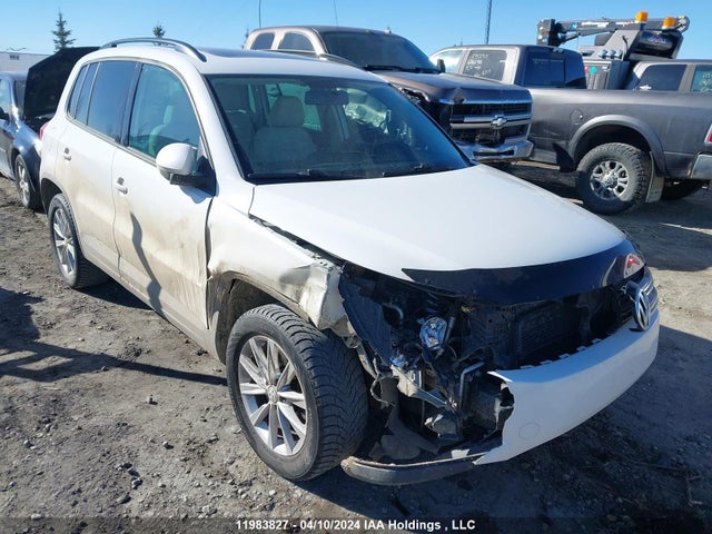 2012 Volkswagen Tiguan მანქანა იყიდება აუქციონზე, vin: WVGBV7AXXCW559776, აუქციონის ნომერი: 11983827