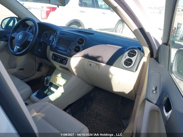 2012 Volkswagen Tiguan მანქანა იყიდება აუქციონზე, vin: WVGBV7AXXCW559776, აუქციონის ნომერი: 11983827