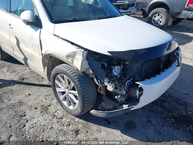 2012 Volkswagen Tiguan მანქანა იყიდება აუქციონზე, vin: WVGBV7AXXCW559776, აუქციონის ნომერი: 11983827