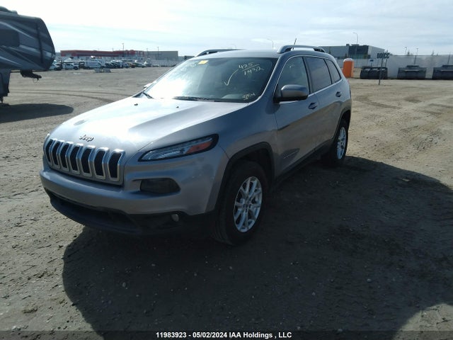 1C4PJMCS7FW587836 Jeep Cherokee Latitude