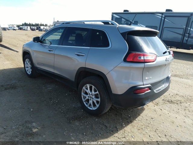 1C4PJMCS7FW587836 Jeep Cherokee Latitude