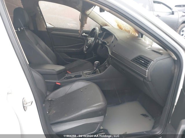 3VWE57BU3KM264066 Volkswagen Jetta
