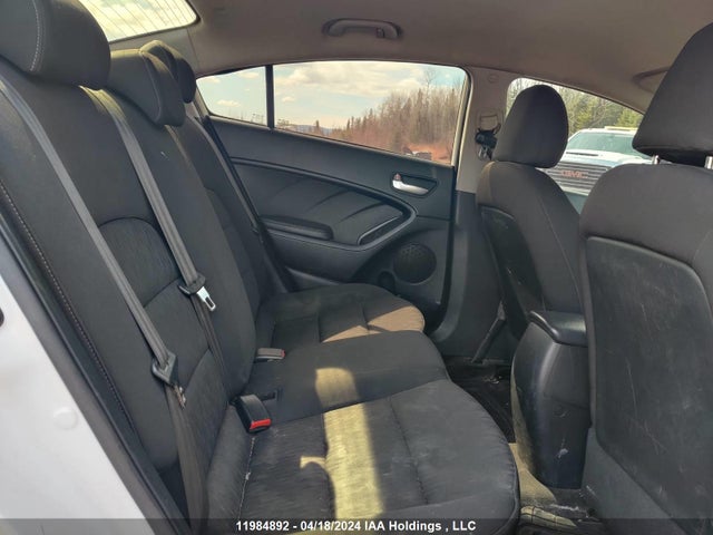 KIA Forte 2015 KNAFK4A66F5299355 Image 9