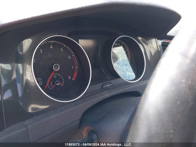 3VWG17AU4JM274092 Volkswagen Golf
