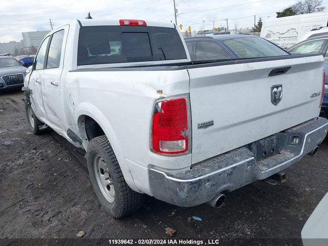 1C6RR7NM8JS226558 RAM 1500 Laramie