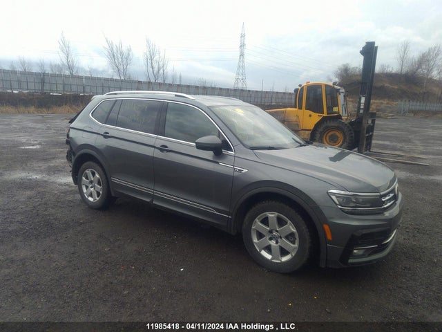 3VV4B7AX3JM147851 Volkswagen Tiguan