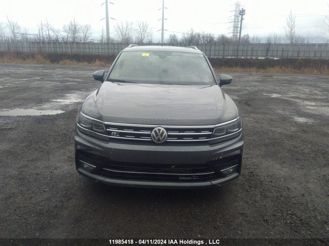 3VV4B7AX3JM147851 Volkswagen Tiguan