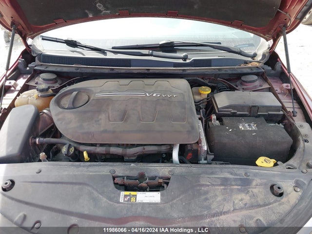 Chrysler 200 C 2016 1C3CCCCG2GN163393 Image 10