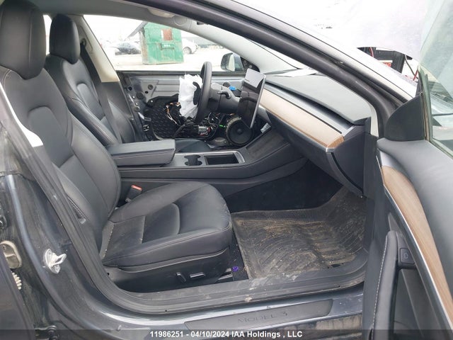 5YJ3E1EA0PF429284 Tesla MODEL 3