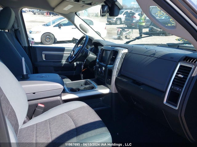 1C6RR7LT7KS748271 RAM 1500 Classic Slt