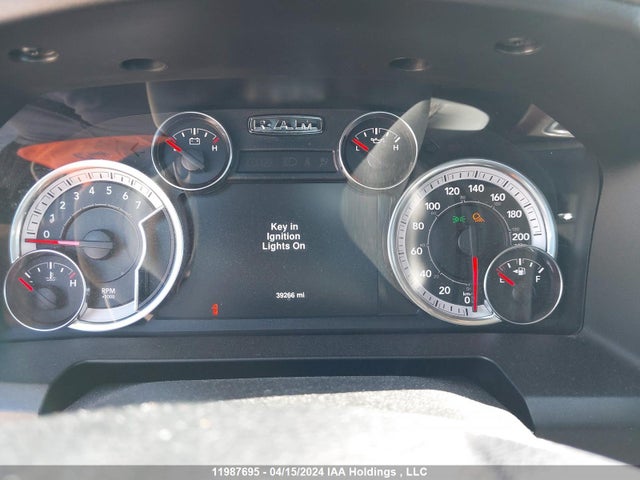 1C6RR7LT7KS748271 RAM 1500 Classic Slt