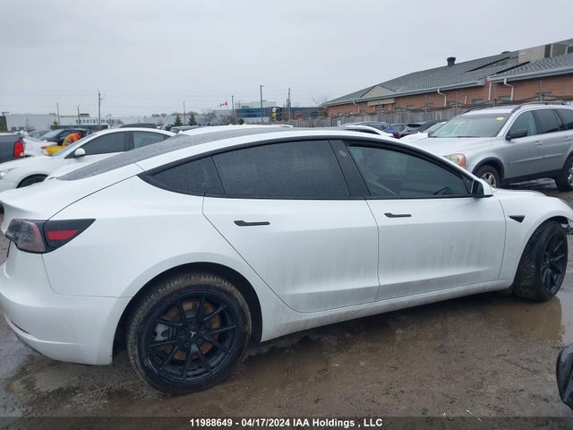 5YJ3E1EA8NF333013 Tesla MODEL 3