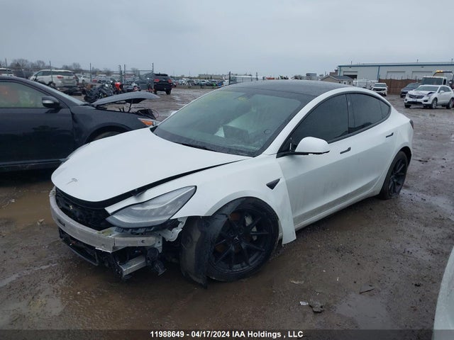 5YJ3E1EA8NF333013 Tesla MODEL 3