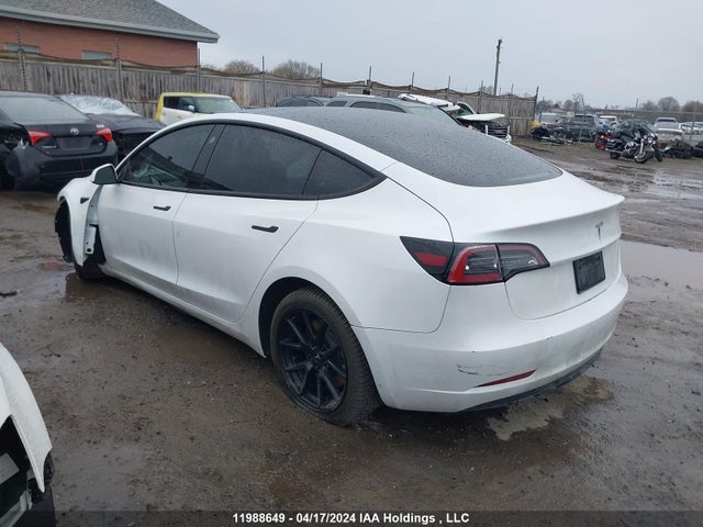 5YJ3E1EA8NF333013 Tesla MODEL 3