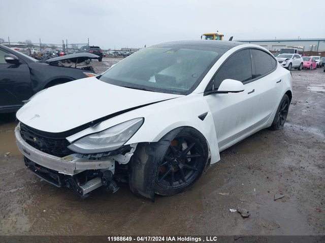 5YJ3E1EA8NF333013 Tesla MODEL 3
