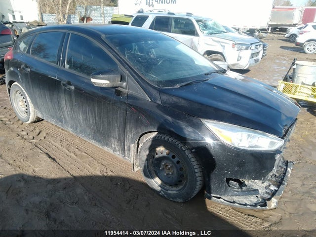 Ford FOCUS SE 2016 1FADP3K24GL323110 Image 1