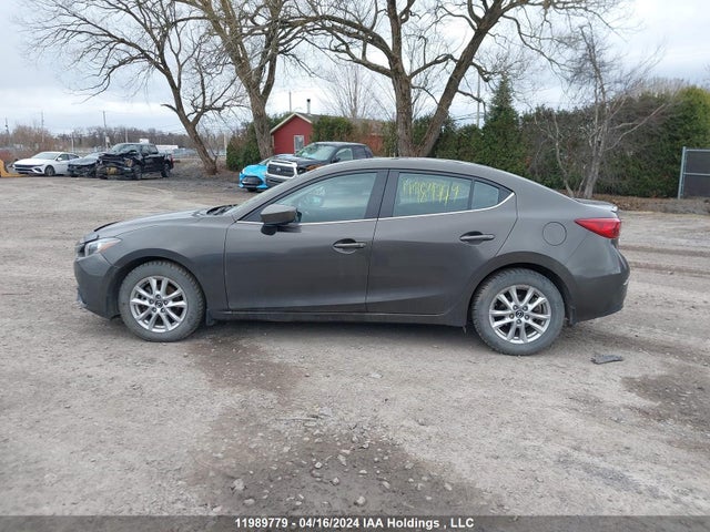 JM1BM1V71E1141752 Mazda MAZDA3