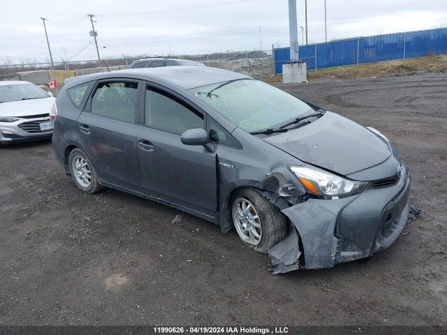Toyota PRIUS V 2017 JTDZN3EUXHJ062470 Image 1