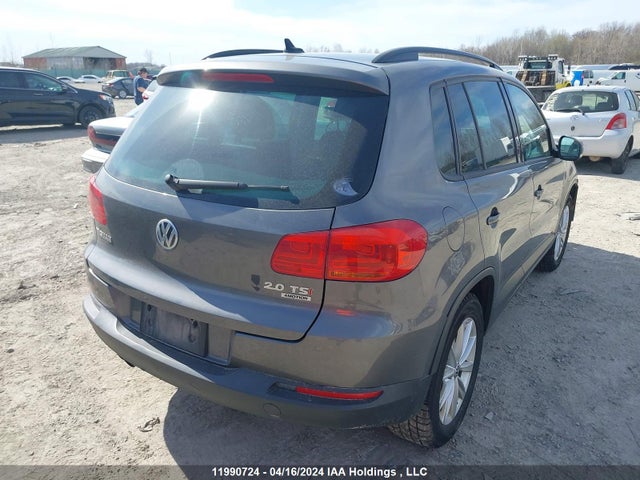 WVGJV7AX1FW517805 Volkswagen Tiguan