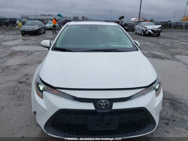 Toyota COROLLA LE 2022 5YFBPMBE8NP300922 Image 6