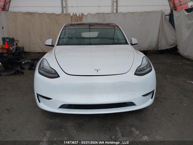 5YJYGDEE1LF027319 Tesla Model Y