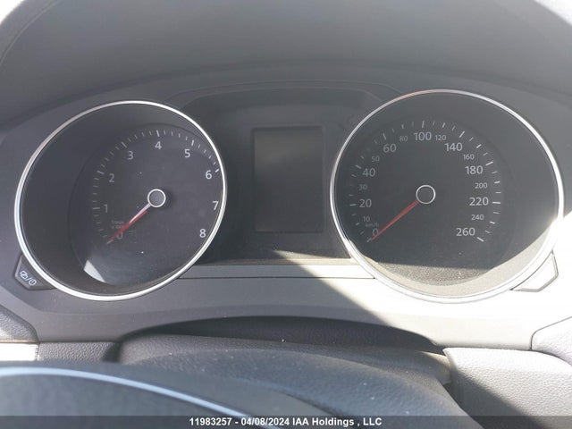 3VW167AJ7HM389647 Volkswagen JETTA SEDAN