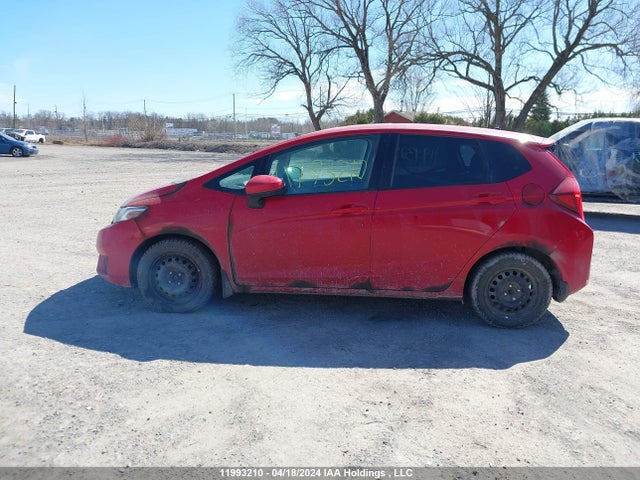 Honda Fit 2016 3HGGK5H77GM106865 Image 14