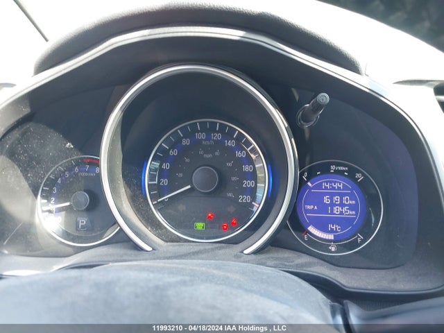 Honda Fit 2016 3HGGK5H77GM106865 Image 7