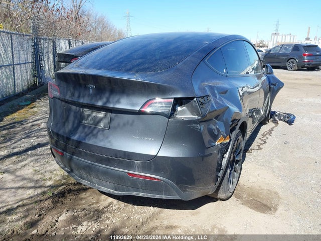 Tesla Model Y 2022 7SAYGDEE2NF484100 Image 4