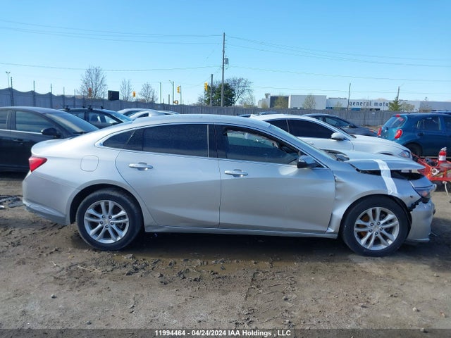 1G1ZD5ST7JF184246 Chevrolet Malibu