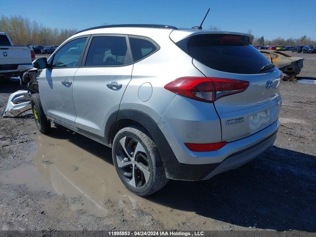 Hyundai TUCSON SE 2017 KM8J3CA23HU339056 Image 3