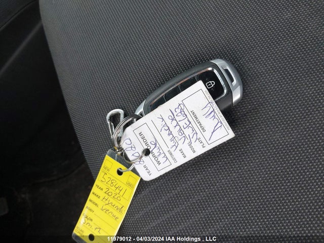 Hyundai Venue Ultimate With Black Interior 2020 KMHRC8A38LU028028 Image 11