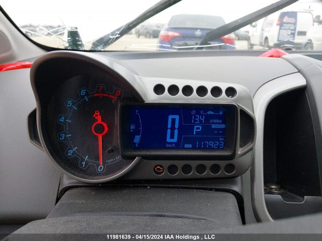 Chevrolet Sonic 2014 1G1JC6EH0E4206831 Image 7