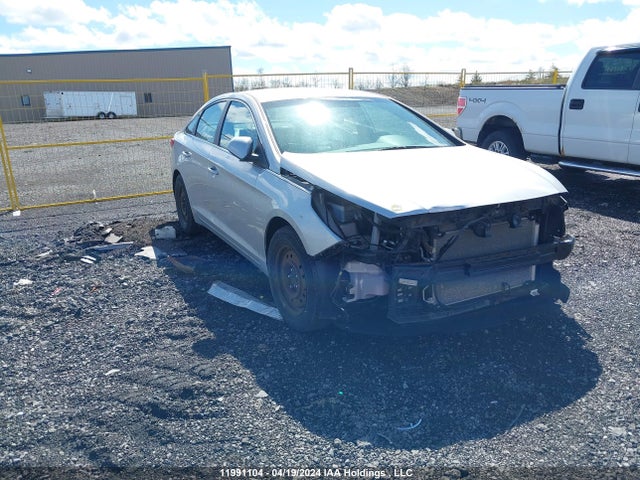 2017 5NPE24AF6HH465097 main image