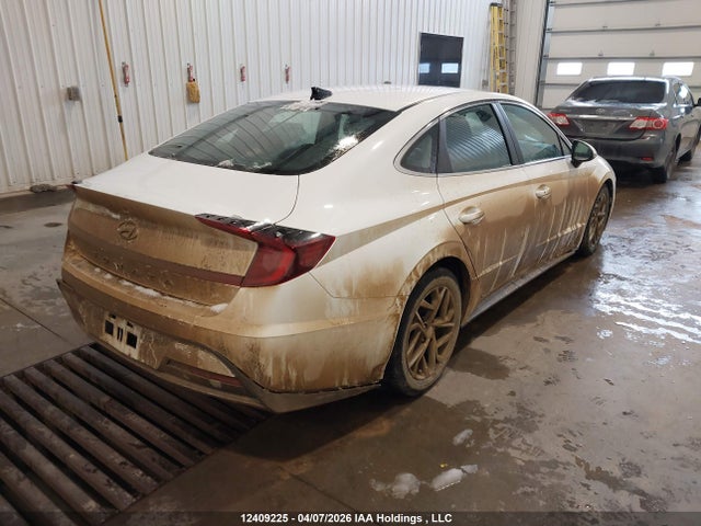 HYUNDAI SONATA - 4