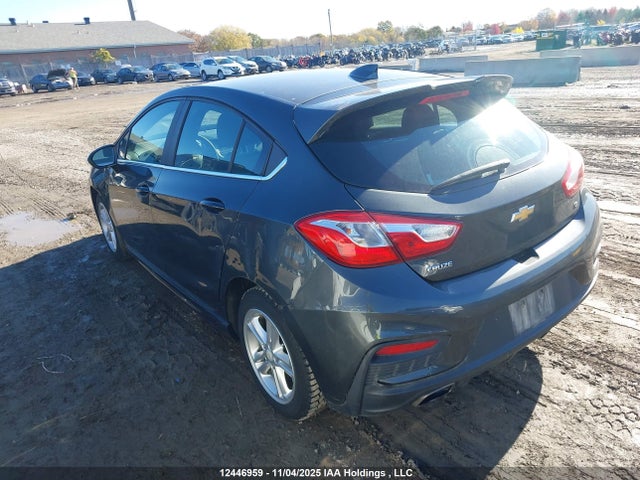 CHEVROLET CRUZE LT MANUAL - 3