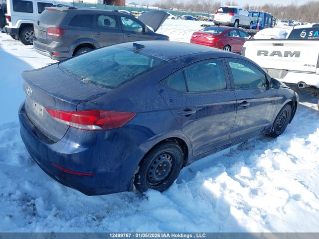 HYUNDAI ELANTRA GLS - 4